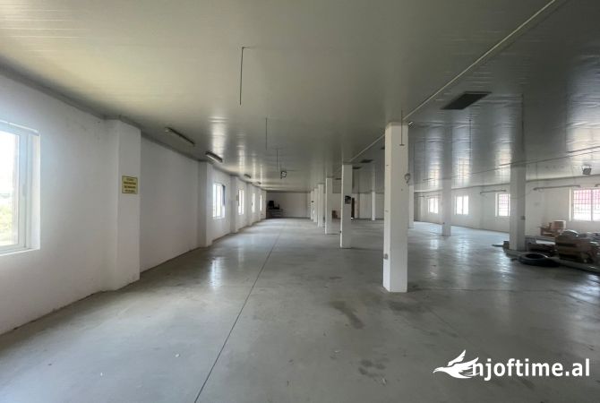 Ambient biznesi me qera 4+1 ne Tirane - 1,200 Euro