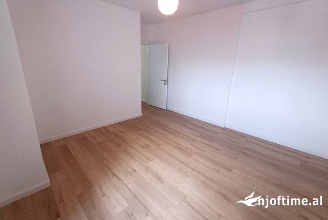 Shtepi ne shitje 1+1 ne Tirane - 150,000 Euro