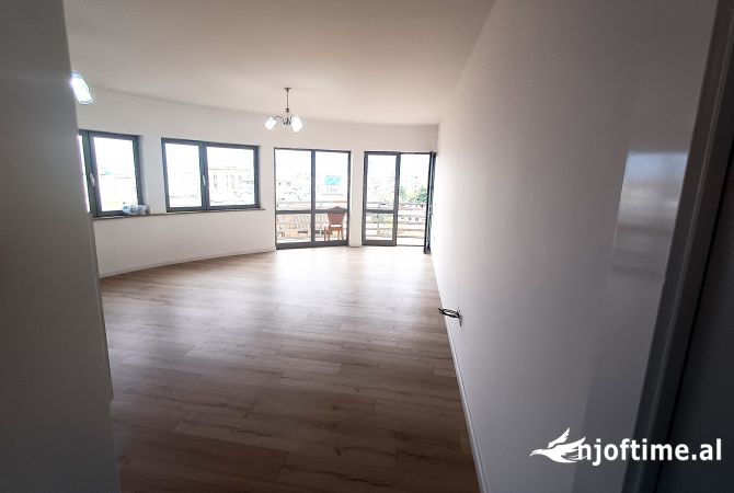 Shtepi ne shitje 1+1 ne Tirane - 150,000 Euro