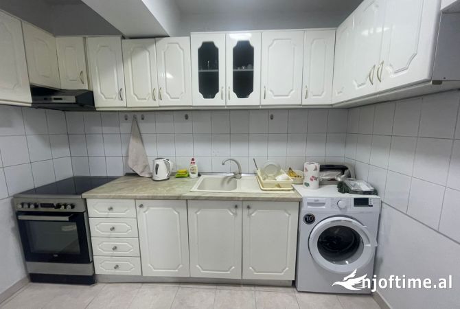 Shtepi me qera 2+1 ne Tirane - 700 Euro