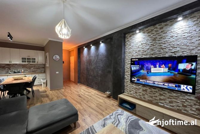 Shtepi ne shitje 2+1 ne Tirane - 218,000 Euro