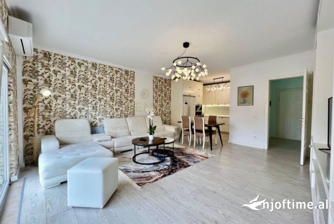 Shtepi me qera Apartament ne Tirane, 3+1, Mobilimi E mobiluar, Pagesa 1,300  Euro.