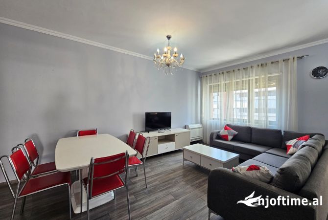 Casa in affitto 3+1 a Tirana - 1,000 Euro