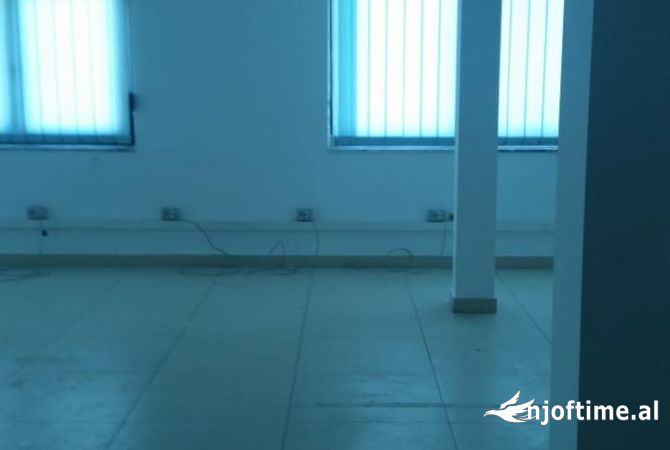 Objekt 2 katesh me qira te Brryli 1500 euro