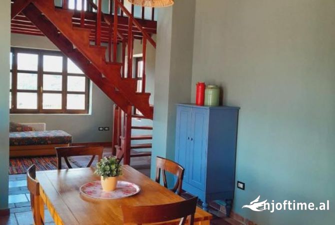 Ambient biznesi me qera 5+1 ne Tirane - 5,000 Euro