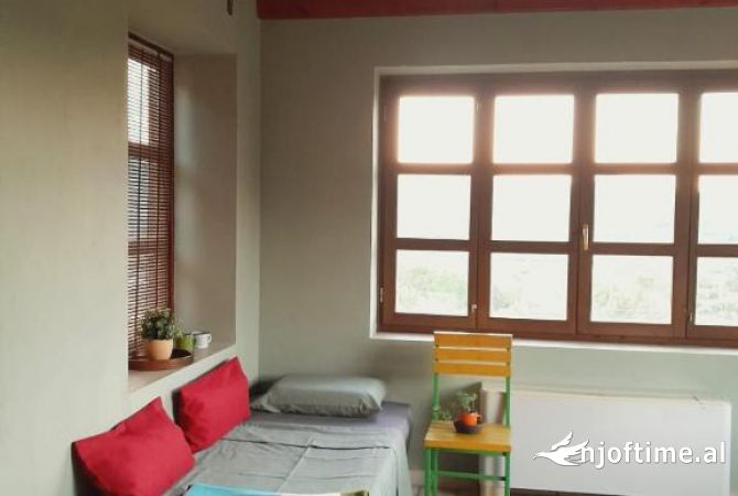 Ambient biznesi me qera 5+1 ne Tirane - 5,000 Euro