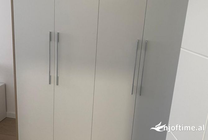 Shtepi me qera Apartament ne Tirane, 1+1, Mobilimi E mobiluar, Pagesa 650  Euro.