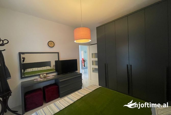 Shtepi ne shitje 4+1 ne Tirane - 400,000 Euro