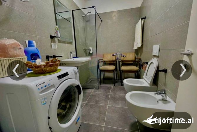 Shtepi ne shitje Apartament ne Tirane, 2+1, Mobilimi E mobiluar, Pagesa 149,900  Euro.