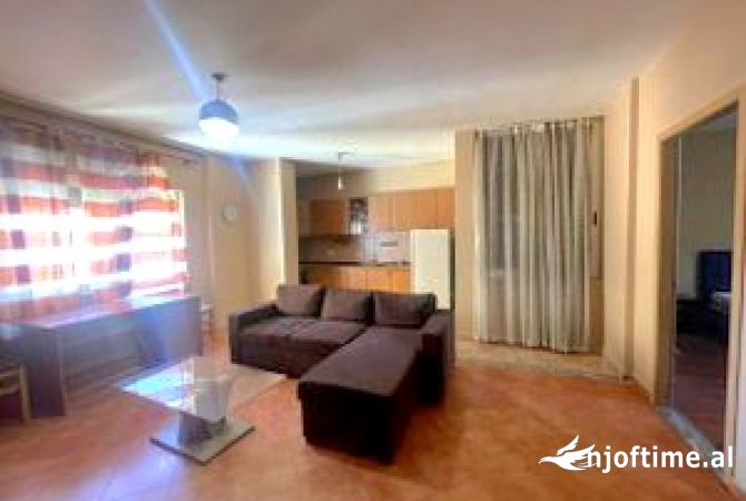 Shtepi ne shitje 1+1 ne Tirane - 150,000 Euro