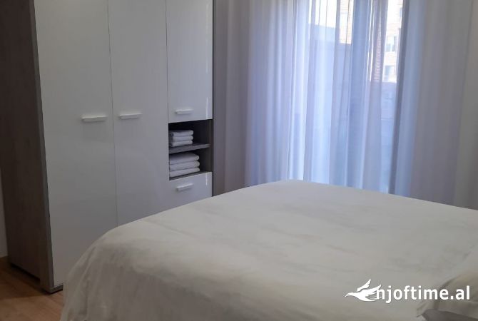 Casa in affitto 2+1 a Tirana - 1,300 Euro