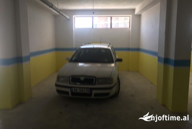 Ambient biznesi ne shitje 4+1 ne Tirane - 25,000 Euro