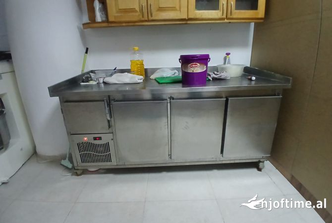 Pajisje biznesi ne shitje  ne Tirane - 50,000 Euro