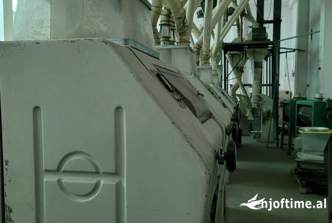 Shiten pajisjet e nje furre buke 120.000 euro