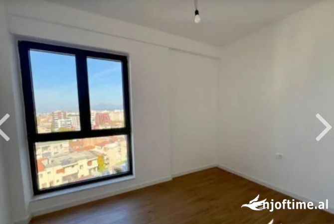 Ambient biznesi me qera 3+1 ne Tirane - 800 Euro