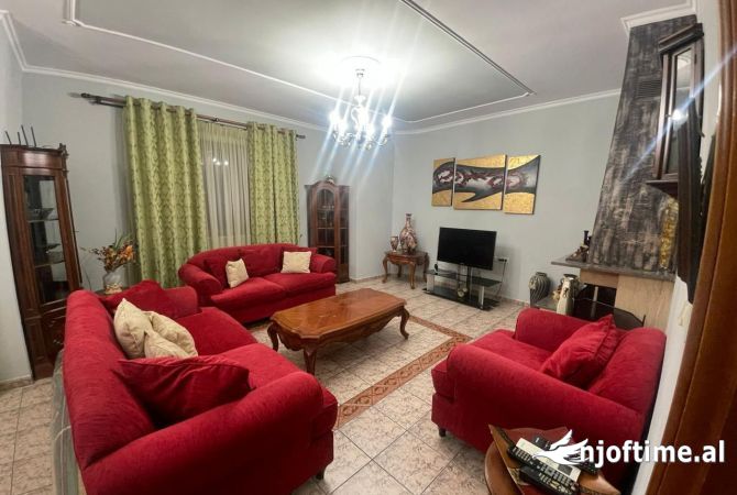 Casa in affitto 2+1 a Tirana - 1,000 Euro