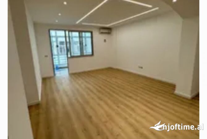Shtepi ne shitje 2+1 ne Tirane - 165,000 Euro
