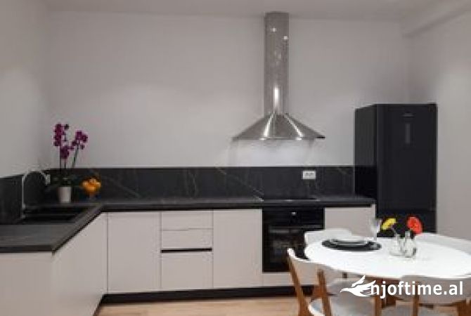 Casa in affitto 2+1 a Tirana - 1,300 Euro