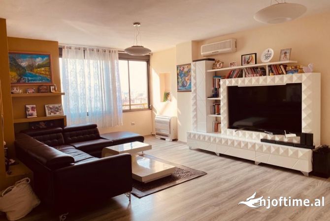 Shtepi ne shitje 2+1 ne Tirane - 310,000 Euro