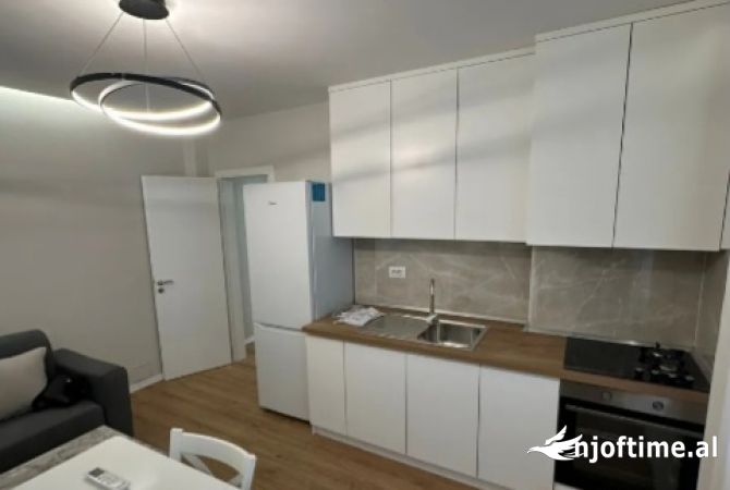 Shtepi me qera 1+1 ne Tirane - 600 Euro