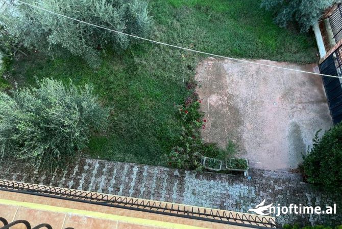 Shtepi ne shitje Shtepi Private ne Tirane, 4+1, Mobilimi E mobiluar, Pagesa 320,000  Euro.