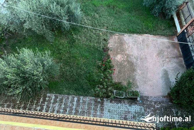 Shtepi ne shitje Shtepi Private ne Tirane, 4+1, Mobilimi E mobiluar, Pagesa 320,000  Euro.