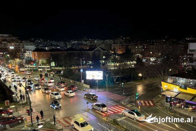 Ambient biznesi ne shitje 2+1 ne Tirane - 630,000 Euro