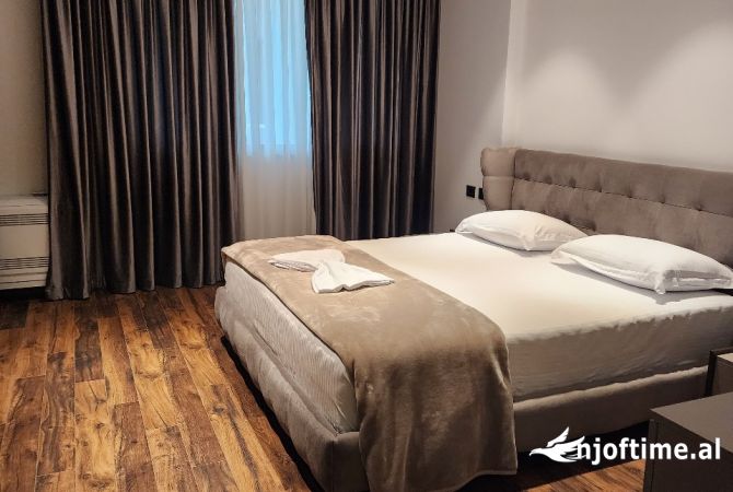 Shtepi me qera 2+1 ne Tirane - 3,200 Euro