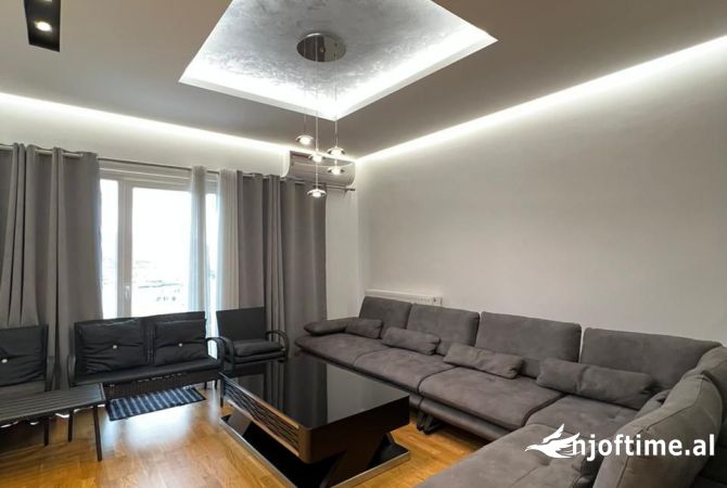 Shtepi ne shitje 2+1 ne Tirane - 260,000 Euro