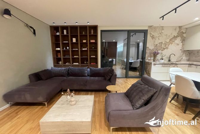 Shtepi ne shitje 3+1 ne Tirane - 415,884 Euro