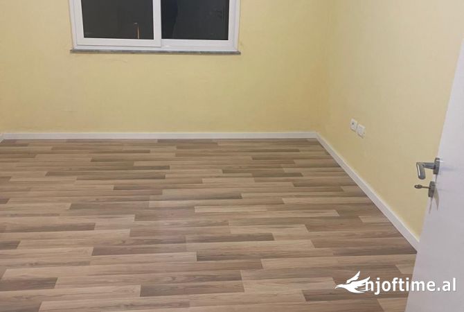 Shtepi ne shitje 2+1 ne Tirane - 180,000 Euro