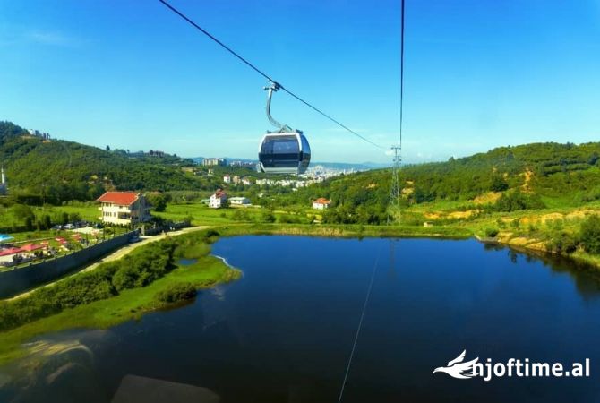 Ambient biznesi ne shitje 1+1 ne Tirane - 444,550 Euro