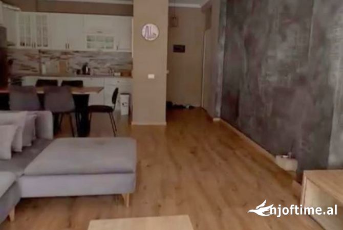 Shtepi ne shitje 2+1 ne Tirane - 230,000 Euro