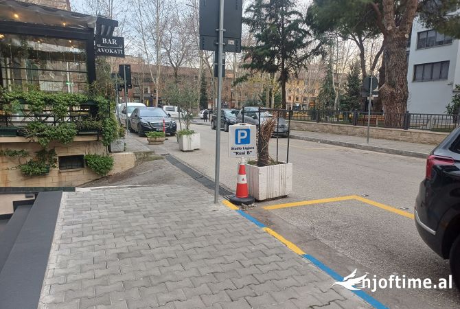 Ambient biznesi me qera 1+1 ne Tirane - 850 Euro