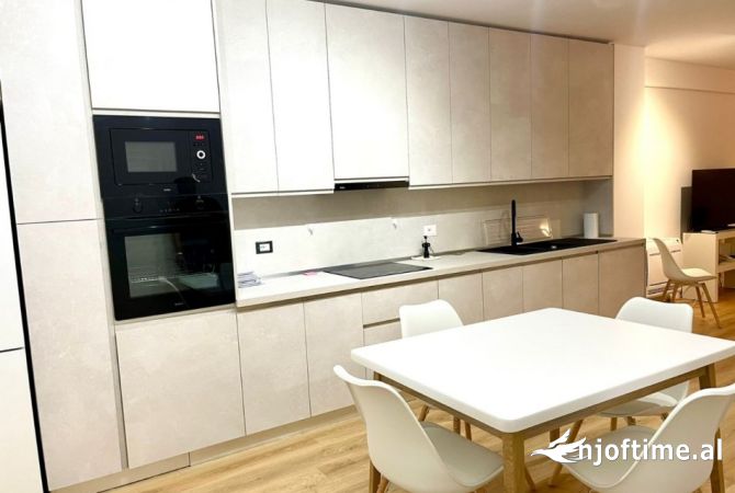 Shtepi me qera 2+1 ne Tirane - 750 Euro