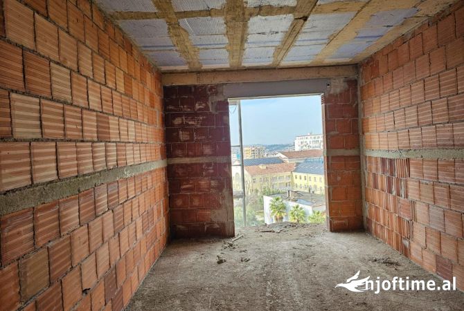 Shtepi ne shitje 2+1 ne Tirane - 174,000 Euro