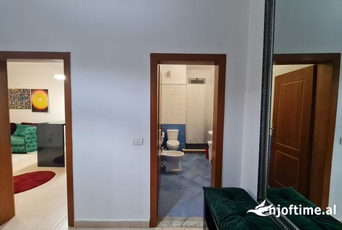 Shtepi me qera Apartament ne Tirane, 1+1, Mobilimi E mobiluar, Pagesa 460  Euro.