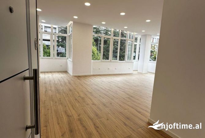 Shtepi ne shitje 2+1 ne Tirane - 230,000 Euro