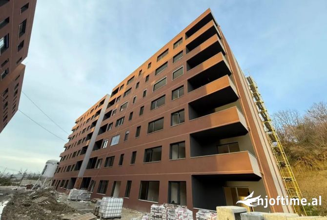 Shtepi ne shitje Apartament ne Tirane, 2+1, Mobilimi Bosh, pa mobiluar, Pagesa 150,000  Euro.