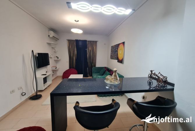 Shtepi me qera 1+1 ne Tirane - 460 Euro