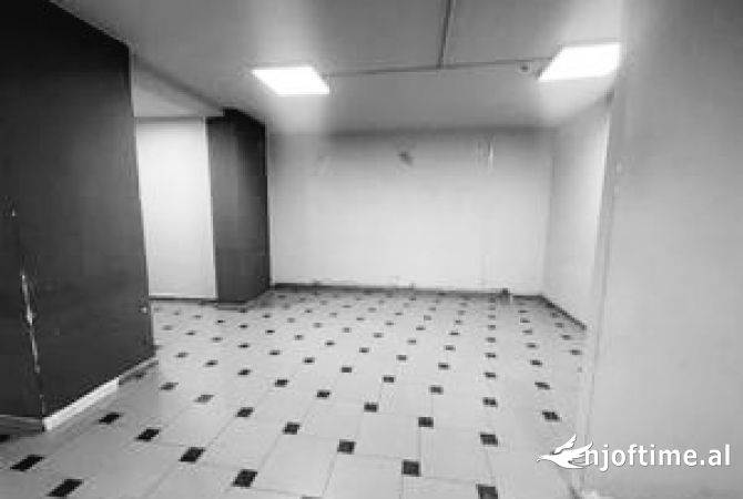 Ambient biznesi ne shitje 1+1 ne Tirane - 180,000 Euro