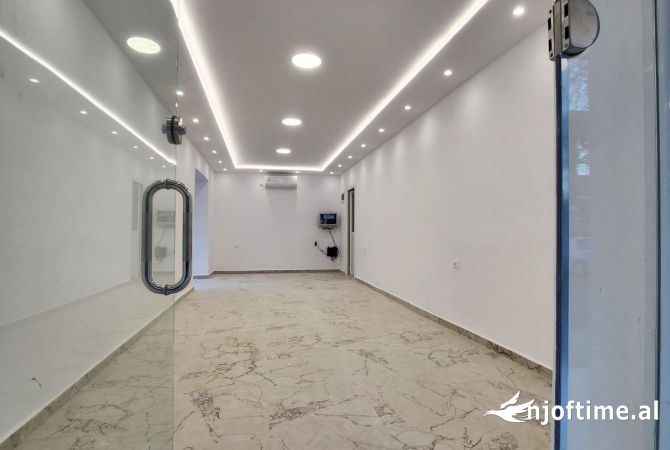 Ambient biznesi me qera 1+1 ne Tirane - 1,200 Euro