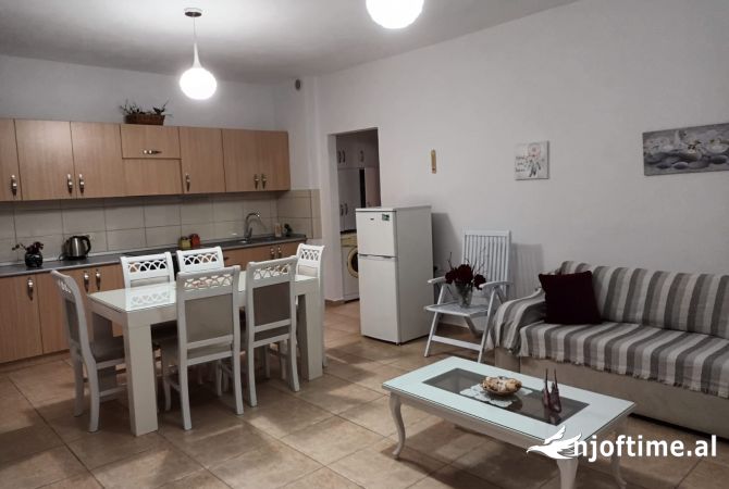 Shtepi ne shitje Apartament ne Sarande, 1+1, Mobilimi E mobiluar, Pagesa 115,000  Euro.