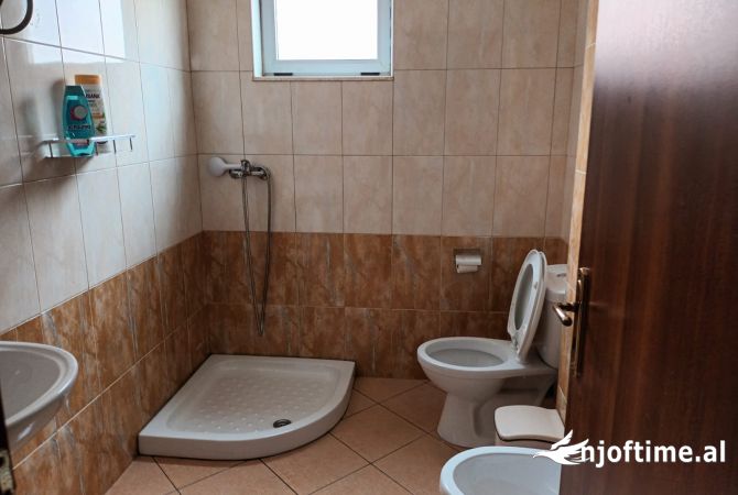 Shtepi ne shitje Apartament ne Sarande, 1+1, Mobilimi E mobiluar, Pagesa 115,000  Euro.