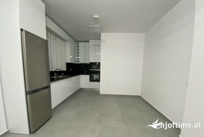 Shtepi me qera 2+1 ne Tirane - 500 Euro