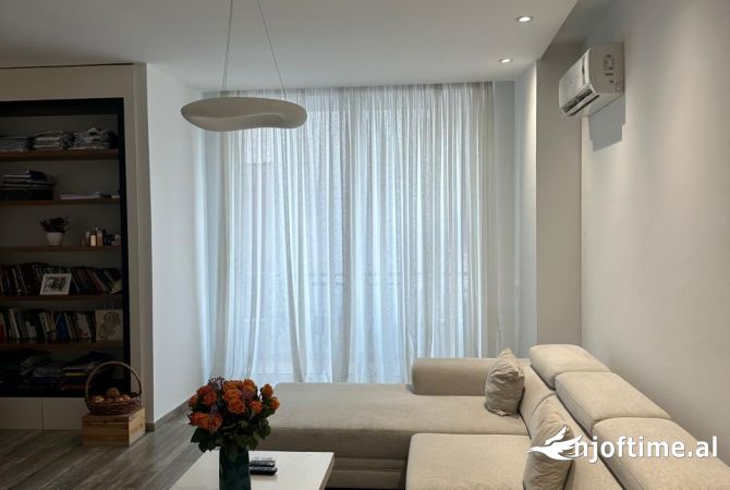 Shtepi me qera Apartament ne Tirane, 2+1, Mobilimi E mobiluar, Pagesa 550  Euro.
