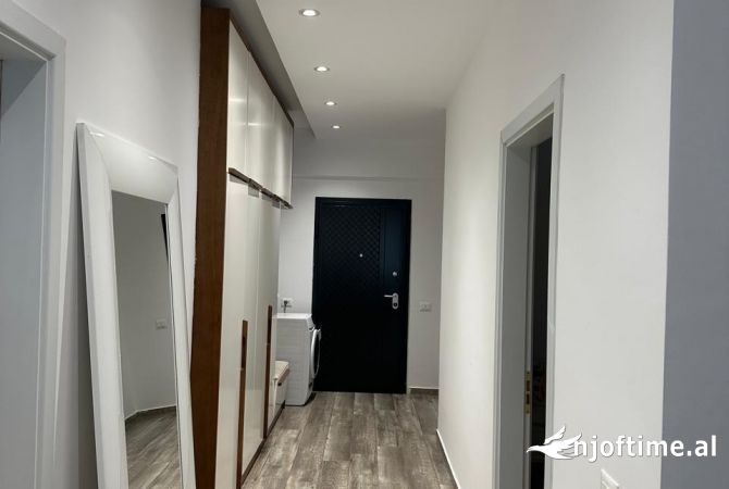 Shtepi me qera 2+1 ne Tirane - 550 Euro