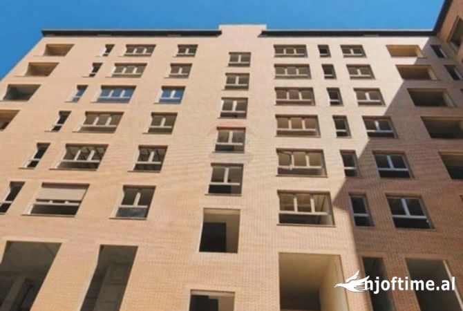 Ambient biznesi ne shitje 1+1 ne Tirane - 170,230 Euro