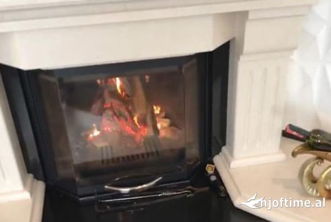 Shtepi me qera Duplex(shtepi me 2 kate) ne Tirane, 3+1, Mobilimi E mobiluar, Pagesa 1,000  Euro.