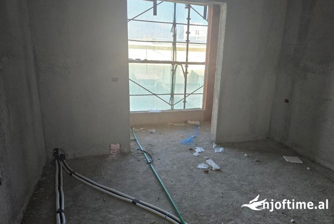 Shtepi ne shitje 1+1 ne Tirane - 142,000 Euro